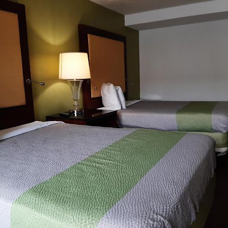 Econo Lodge Airport Near Billy Graham Parkway Charlotte Bagian luar foto