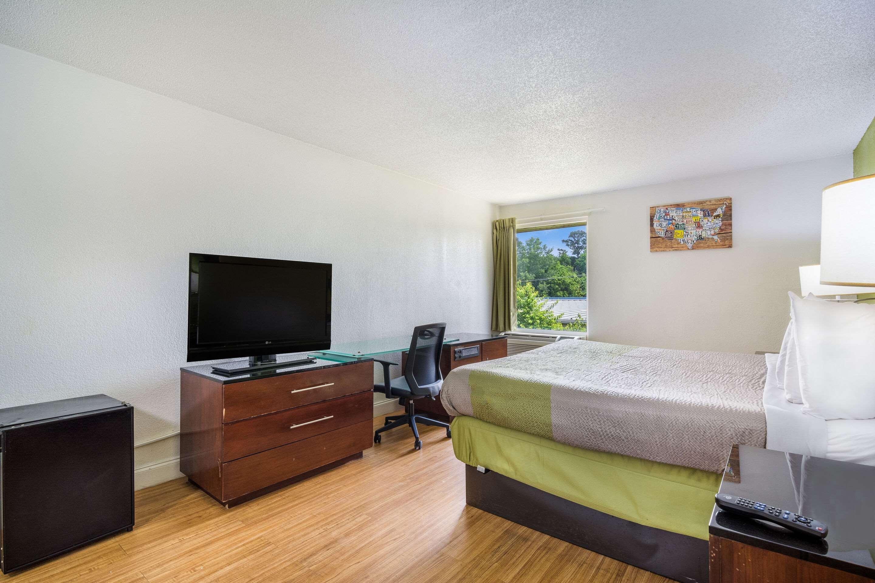 Econo Lodge Airport Near Billy Graham Parkway Charlotte Bagian luar foto