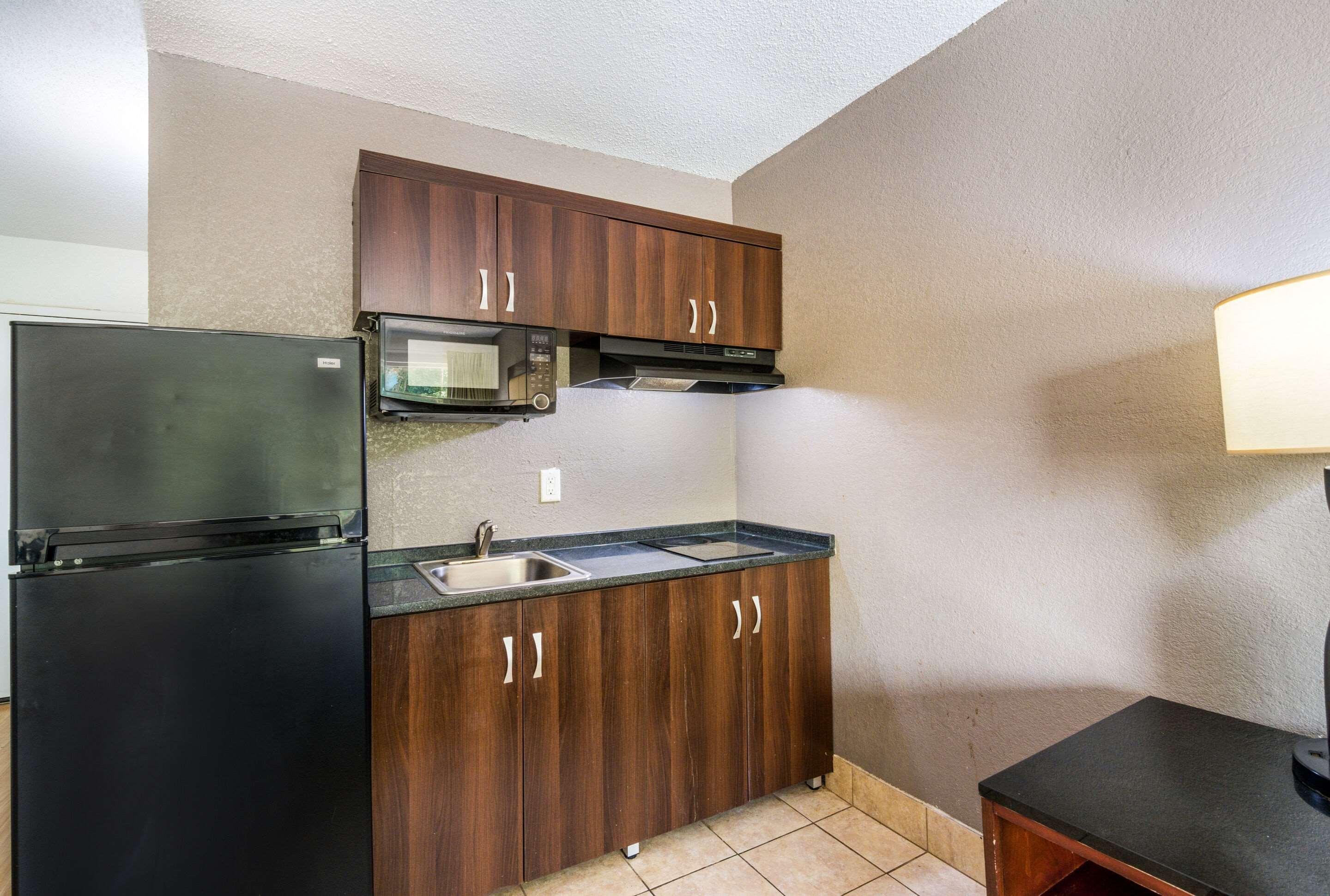 Econo Lodge Airport Near Billy Graham Parkway Charlotte Bagian luar foto